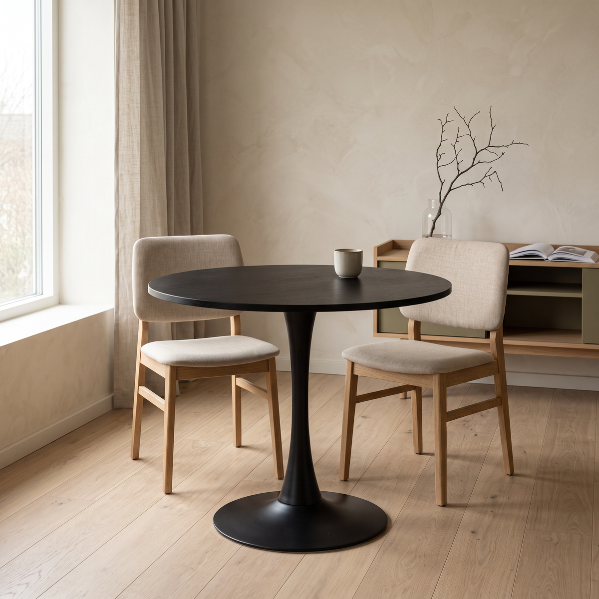 Eettafel ORBIS 80 Zwart – fotorealistisch interieur 3