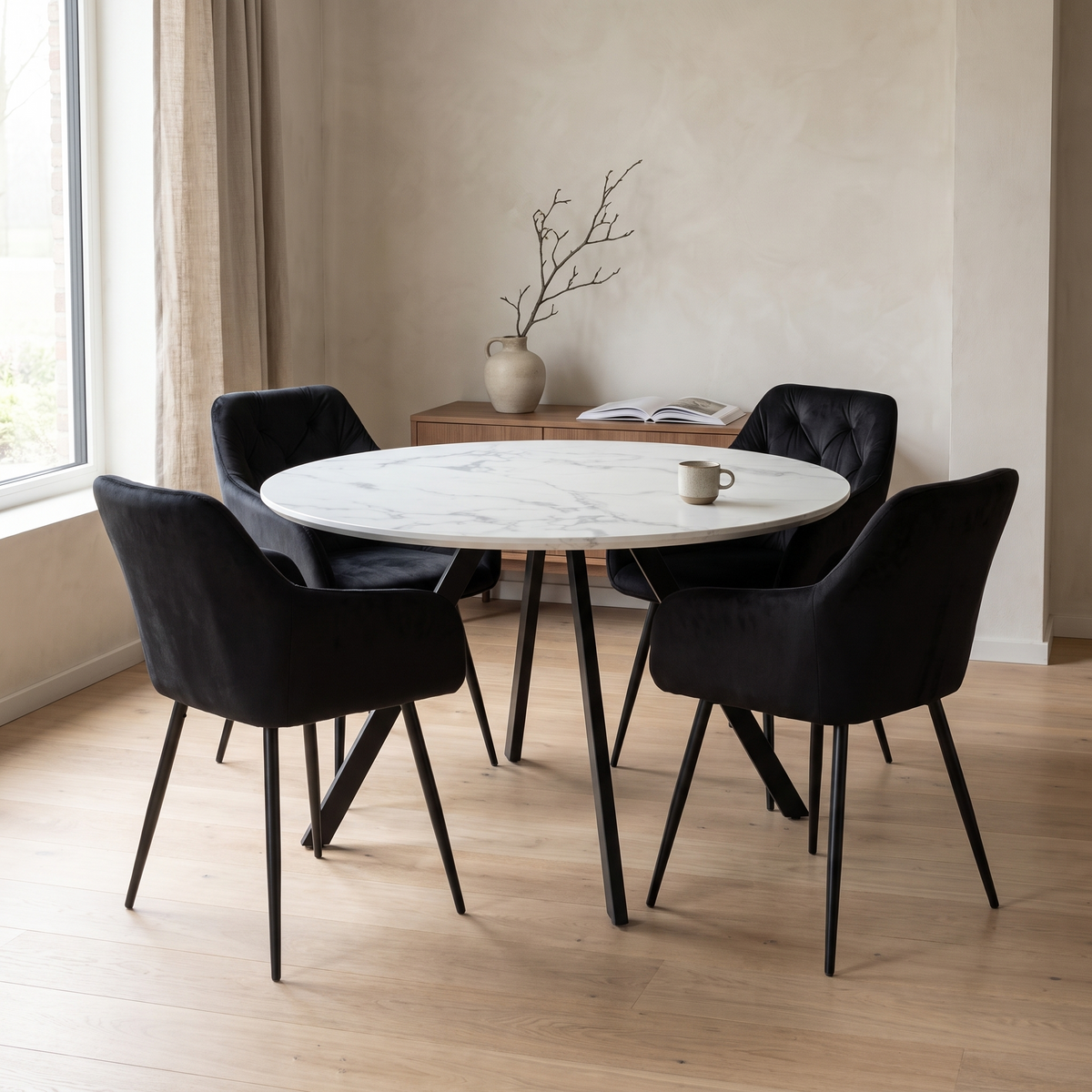 Gyrus Eettafelset met 4 Siena Stoelen - Zwart / Wit – fotorealistisch interieur 3