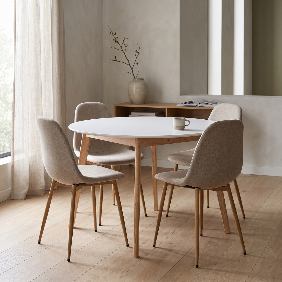 Scandinavia Eettafelset met 4 Marie Stoelen – fotorealistisch interieur 3