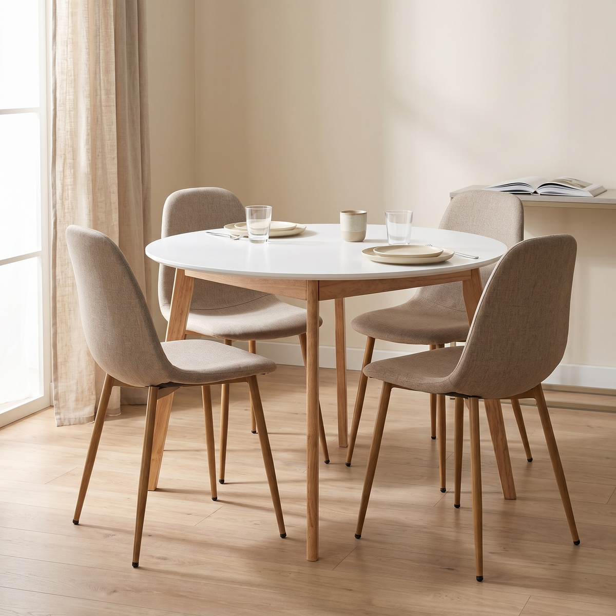 Scandinavia Eettafelset met 4 Marie Stoelen – fotorealistisch interieur 4