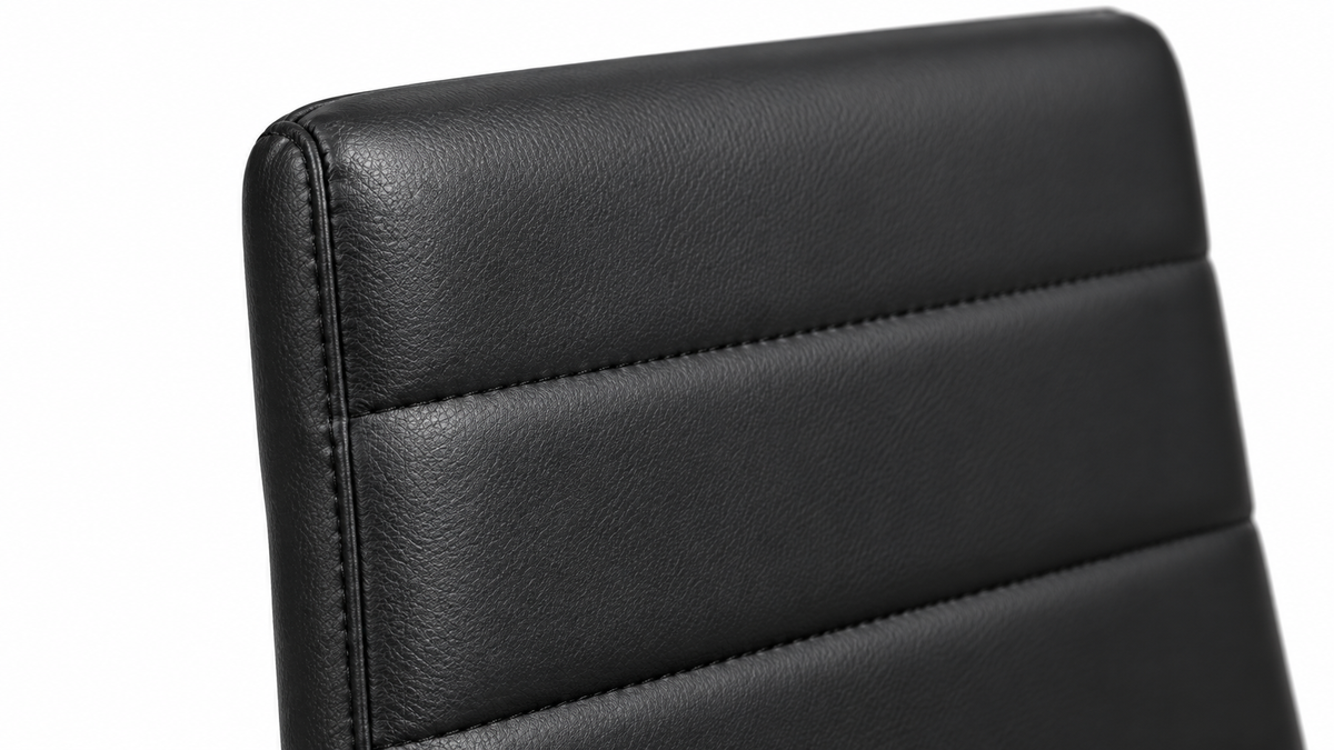 Detailfoto van Ceramon Eettafelset met 4 Tino Stoelen - Wit